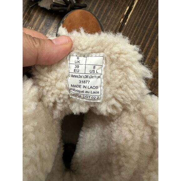 De. Martens 1460 Lace To toe fur lined size 8 NWOB - Picture 8 of 9